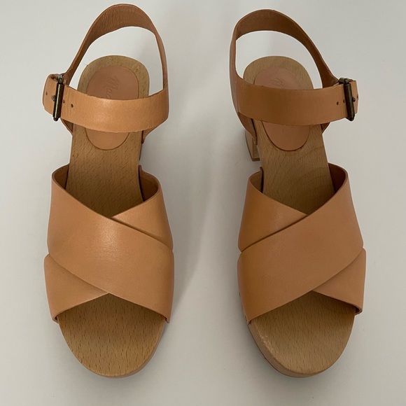 Madewell Shoes - Madewell The Johanna Leather Crisscross Clog Sandal In leather Size 7.5